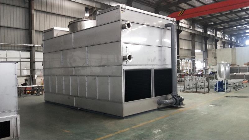 瑞典阿特拉斯空壓機在方禹采購（gòu）閉（bì）式冷卻塔（tǎ）